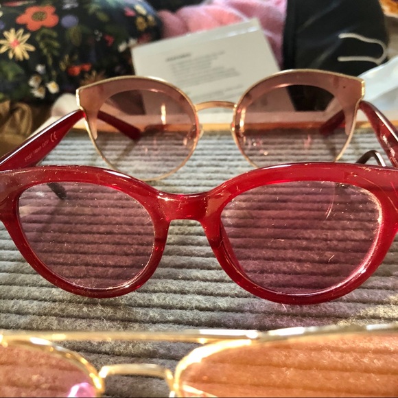 Sunglasses Set - Picture 4 of 8